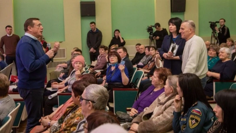 13 многоквартирных домов капитально отремонтируют в Ногликах 