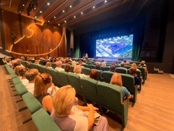 Родителям выпускников расскажут о новой мере поддержки при поступлении в региональные вузы