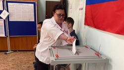 Выбираем не более трёх депутатов