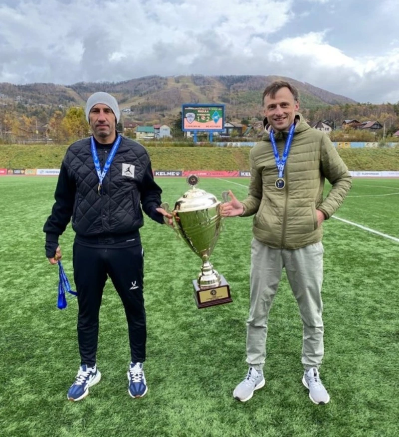 ФК «Ноглики» – чемпион области и обладатель Кубка региона по футболу