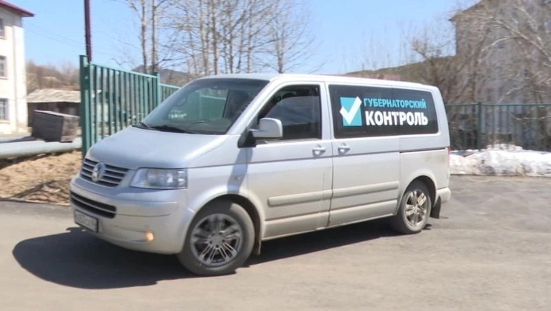 Киномобиль, новый сельский дом культуры, памятник на 50-й параллели: 