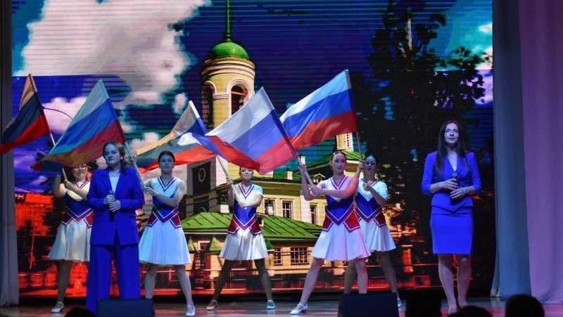 «Защитников Отечества славим!» 