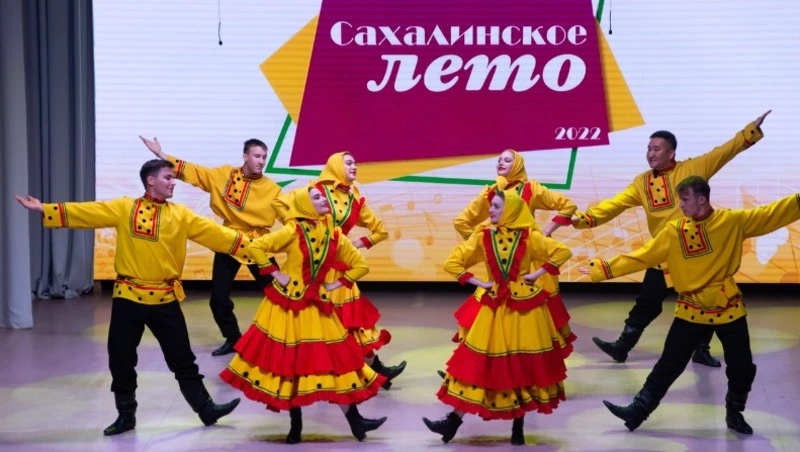 Зажгли зрителей  песнями и танцами 