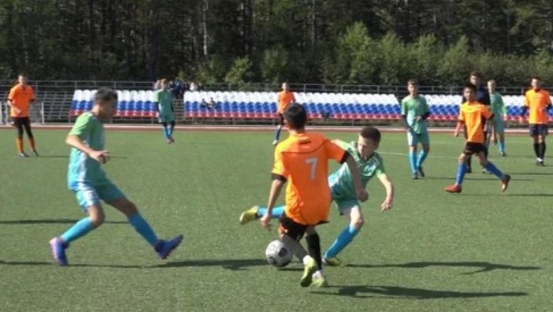 Турнир по футболу среди юношей