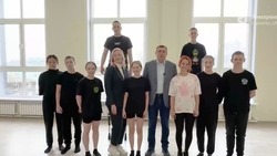 Юные журналисты из Ноглик взяли интервью у губернатора Валерия Лимаренко