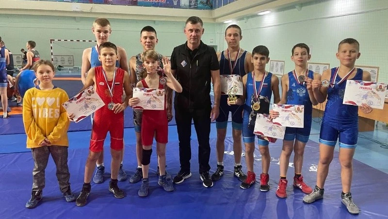 Турнир памяти тренера-преподавателя Михаила Кучерова