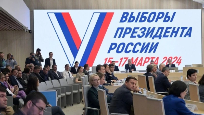 Решение Владимира Путина идти на выборы поддерживается повсеместно