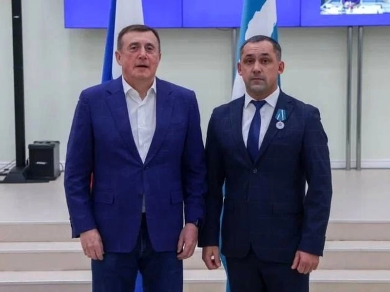 Михаилу Бабчуку вручили медаль «Сахалинская область – фронту»