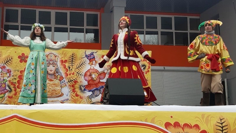 Будем ждать  весну-красну