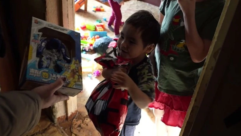 Праздники закончились, а подарки – нет