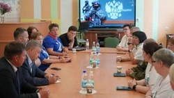 Единство тыла и фронта: в Ногликах обсудили поддержку бойцов