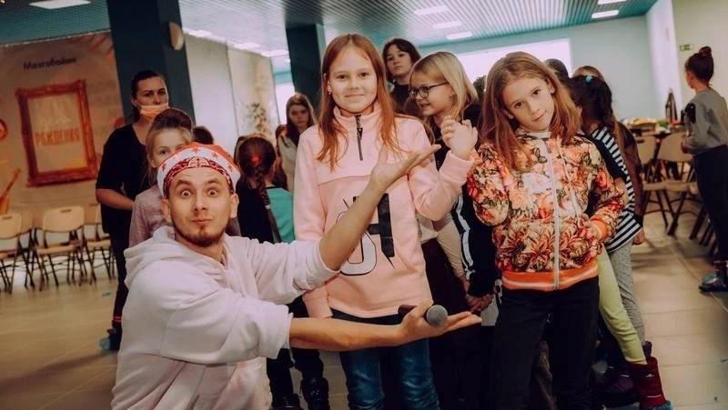 Валерий Лимаренко продлил программу детского социального туризма на Сахалине и Курила