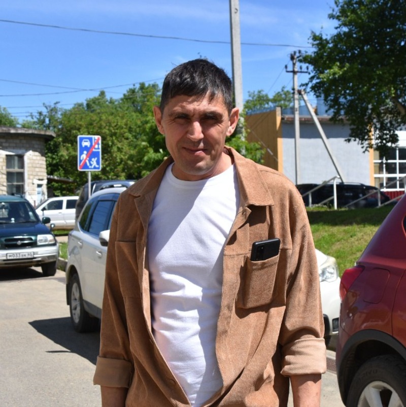 Анатолий Кузьмин: «Хочу, чтобы люди  ходили счастливыми и улыбались…»