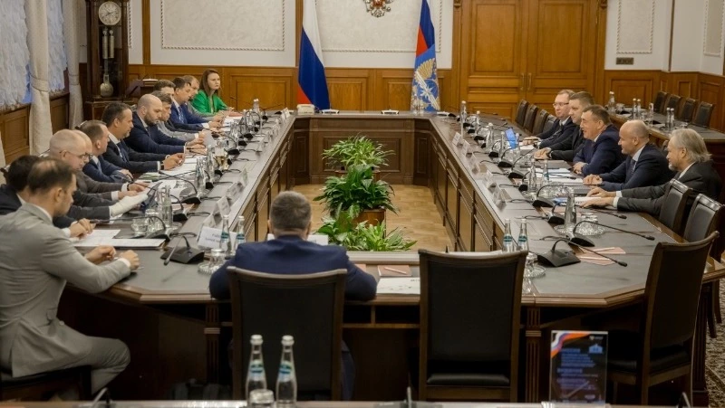 Минтранс России поддержал проекты по развитию портов и дорожного хозяйства в Сахалинской области