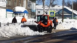 Техника на улицах работает активно