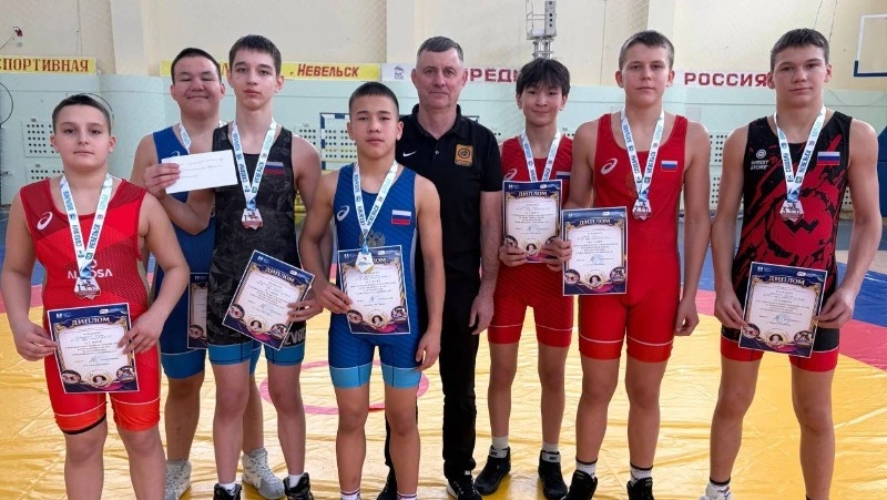 Прекрасные результаты у борцов