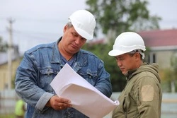Стройка идёт  с опережением графика