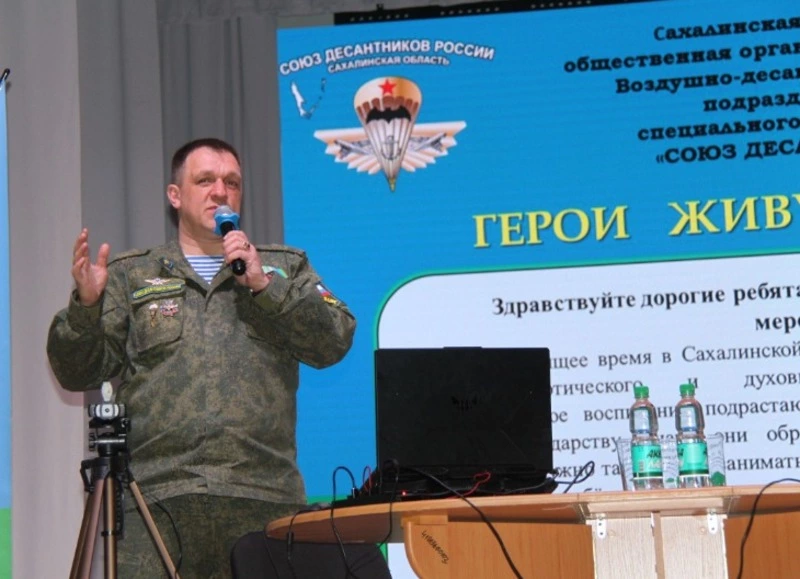 О буднях простых и героических