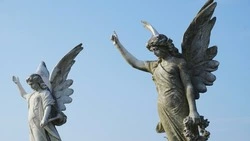 Названы знаки зодиака с самой сильной защитой ангела-хранителя 