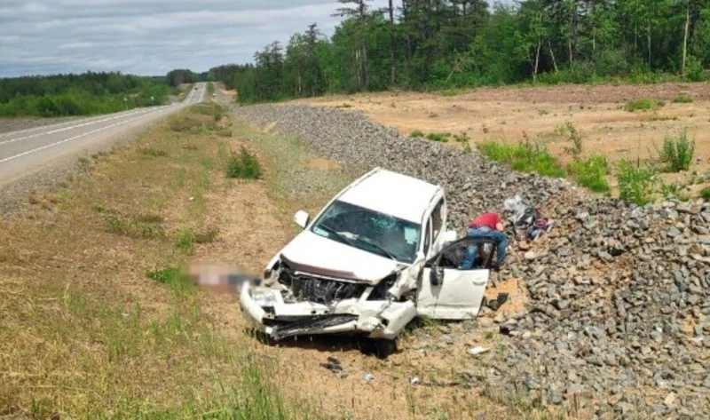 Не был пристёгнут и погиб