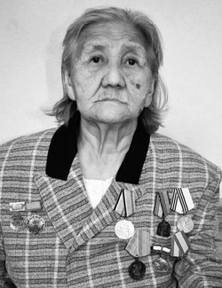 Рыбачить начала в 13 лет