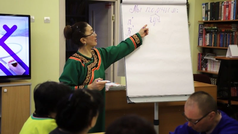 Нивхский диктант в Ногликах: сохраняя наследие Владимира Санги в Год единства народов России