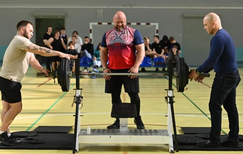 Состязания для силачей
