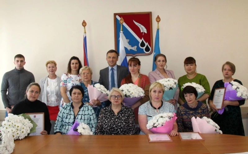 В честь Дня работника торговли